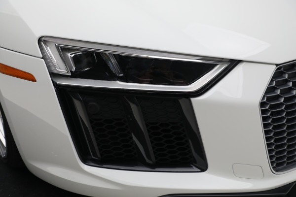 Used 2017 Audi R8 5.2 quattro V10 for sale Sold at Rolls-Royce Motor Cars Greenwich in Greenwich CT 06830 25