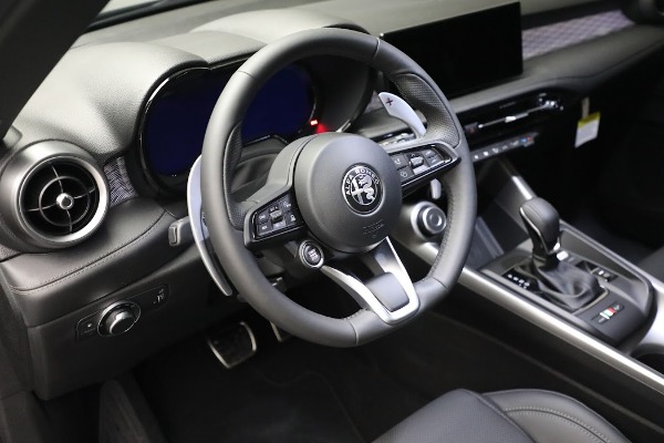 New 2024 Alfa Romeo Tonale Ti for sale $53,290 at Rolls-Royce Motor Cars Greenwich in Greenwich CT 06830 13