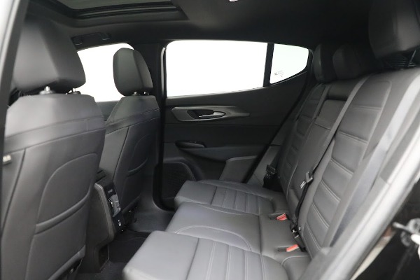 New 2024 Alfa Romeo Tonale Ti for sale $53,290 at Rolls-Royce Motor Cars Greenwich in Greenwich CT 06830 18
