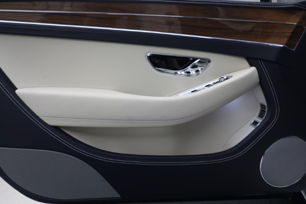 New 2023 Bentley Continental GT V8 for sale $270,225 at Rolls-Royce Motor Cars Greenwich in Greenwich CT 06830 14