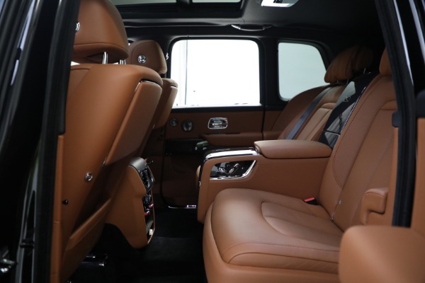 Used 2022 Rolls-Royce Black Badge Cullinan for sale Sold at Rolls-Royce Motor Cars Greenwich in Greenwich CT 06830 18