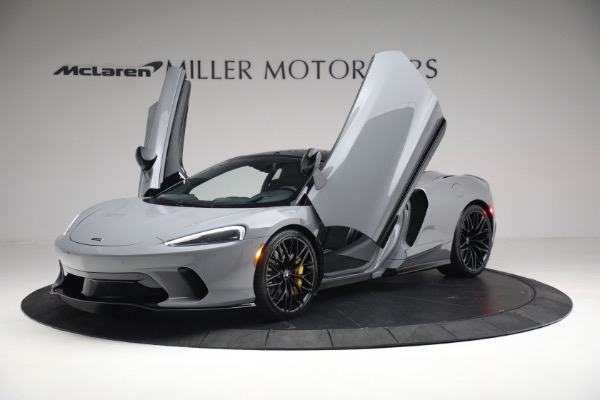 New 2023 McLaren GT Luxe for sale Sold at Rolls-Royce Motor Cars Greenwich in Greenwich CT 06830 14