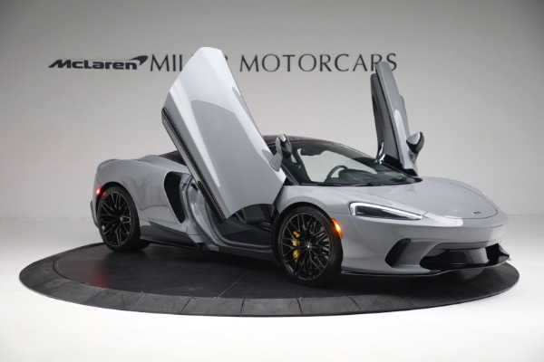 New 2023 McLaren GT Luxe for sale Sold at Rolls-Royce Motor Cars Greenwich in Greenwich CT 06830 17