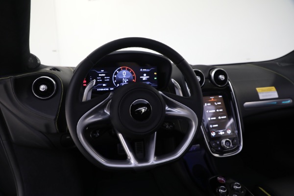 New 2023 McLaren GT Luxe for sale Sold at Rolls-Royce Motor Cars Greenwich in Greenwich CT 06830 25