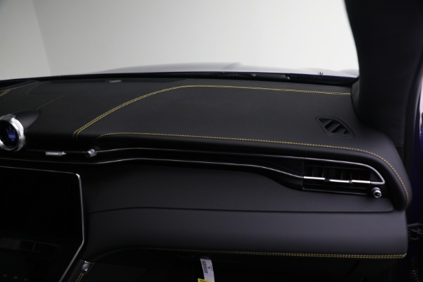 New 2023 Maserati Grecale Trofeo for sale $121,455 at Rolls-Royce Motor Cars Greenwich in Greenwich CT 06830 19