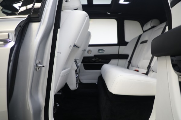 Used 2020 Rolls-Royce Cullinan for sale $305,900 at Rolls-Royce Motor Cars Greenwich in Greenwich CT 06830 23
