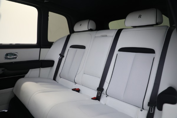 Used 2020 Rolls-Royce Cullinan for sale $305,900 at Rolls-Royce Motor Cars Greenwich in Greenwich CT 06830 24