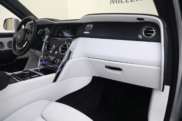 Used 2020 Rolls-Royce Cullinan for sale $305,900 at Rolls-Royce Motor Cars Greenwich in Greenwich CT 06830 26