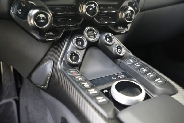 New 2023 Aston Martin Vantage V8 for sale $180,286 at Rolls-Royce Motor Cars Greenwich in Greenwich CT 06830 17