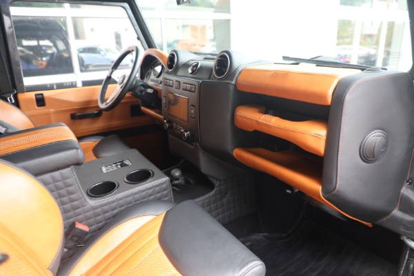 Used 1983 Land Rover Defender 110 Double Cab 6x6 Edition for sale $399,900 at Rolls-Royce Motor Cars Greenwich in Greenwich CT 06830 12