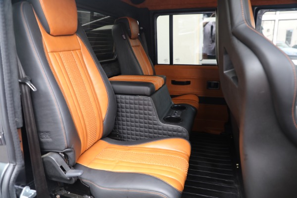 Used 1983 Land Rover Defender 110 Double Cab 6x6 Edition for sale $399,900 at Rolls-Royce Motor Cars Greenwich in Greenwich CT 06830 15