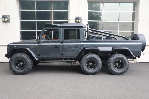 Used 1983 Land Rover Defender 110 Double Cab 6x6 Edition for sale $399,900 at Rolls-Royce Motor Cars Greenwich in Greenwich CT 06830 2