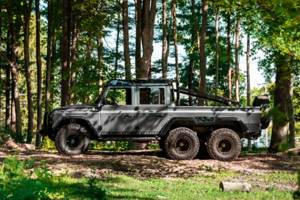 Used 1983 Land Rover Defender 110 Double Cab 6x6 Edition for sale $399,900 at Rolls-Royce Motor Cars Greenwich in Greenwich CT 06830 21