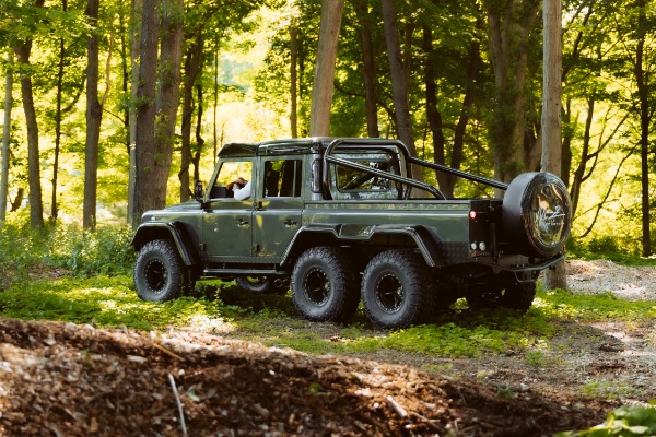 Used 1983 Land Rover Defender 110 Double Cab 6x6 Edition for sale $399,900 at Rolls-Royce Motor Cars Greenwich in Greenwich CT 06830 22