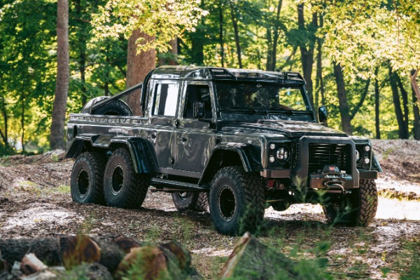 Used 1983 Land Rover Defender 110 Double Cab 6x6 Edition for sale $399,900 at Rolls-Royce Motor Cars Greenwich in Greenwich CT 06830 26