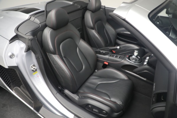 Used 2015 Audi R8 4.2 quattro Spyder for sale Sold at Rolls-Royce Motor Cars Greenwich in Greenwich CT 06830 25