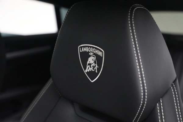 Used 2021 Lamborghini Urus for sale Sold at Rolls-Royce Motor Cars Greenwich in Greenwich CT 06830 16