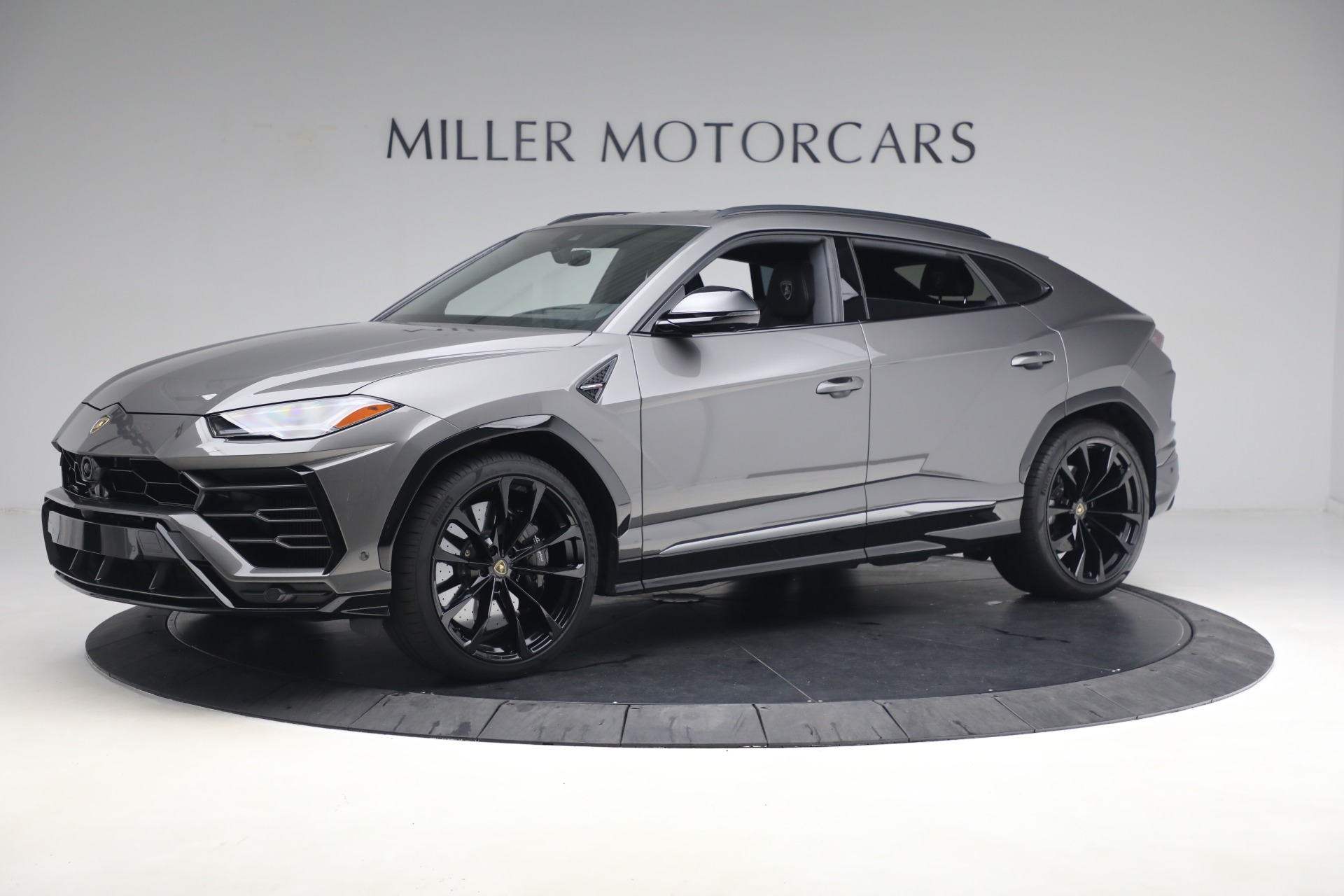 Used 2021 Lamborghini Urus for sale Sold at Rolls-Royce Motor Cars Greenwich in Greenwich CT 06830 1