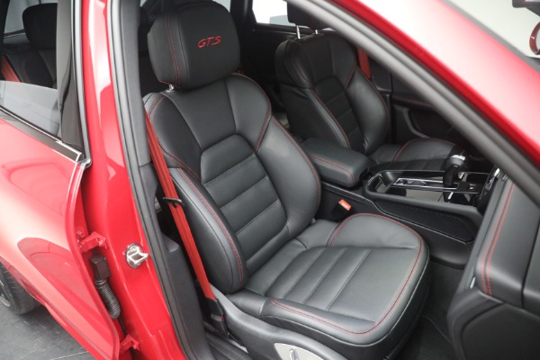 Used 2022 Porsche Macan GTS for sale $82,900 at Rolls-Royce Motor Cars Greenwich in Greenwich CT 06830 20