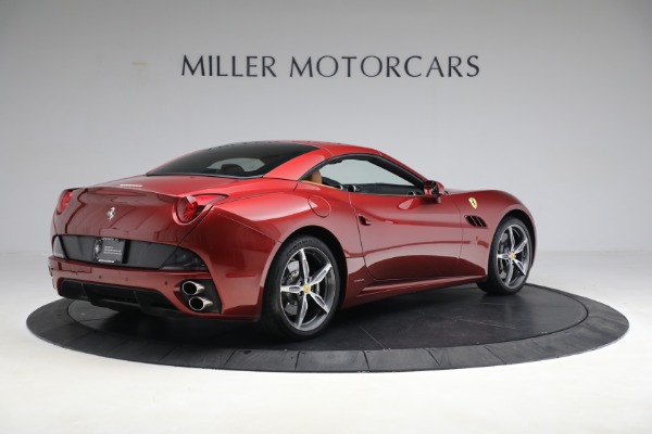 Used 2014 Ferrari California for sale $136,900 at Rolls-Royce Motor Cars Greenwich in Greenwich CT 06830 16