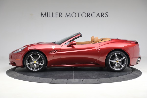 Used 2014 Ferrari California for sale $136,900 at Rolls-Royce Motor Cars Greenwich in Greenwich CT 06830 3