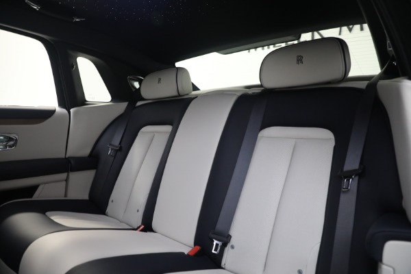Used 2021 Rolls-Royce Ghost for sale $299,900 at Rolls-Royce Motor Cars Greenwich in Greenwich CT 06830 18