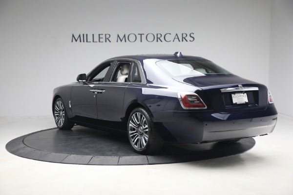 Used 2021 Rolls-Royce Ghost for sale $299,900 at Rolls-Royce Motor Cars Greenwich in Greenwich CT 06830 9