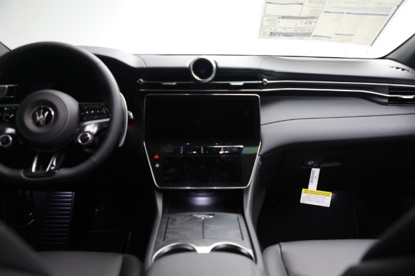 New 2023 Maserati Grecale Modena for sale Sold at Rolls-Royce Motor Cars Greenwich in Greenwich CT 06830 25