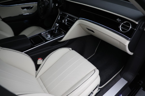 New 2023 Bentley Flying Spur V8 for sale $243,705 at Rolls-Royce Motor Cars Greenwich in Greenwich CT 06830 27