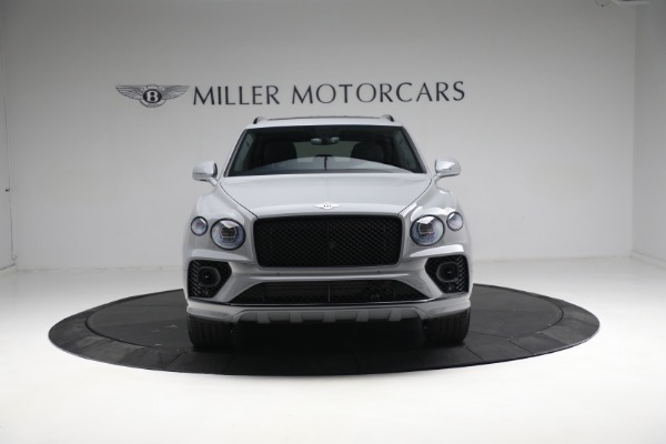New 2023 Bentley Bentayga Azure V8 for sale $275,715 at Rolls-Royce Motor Cars Greenwich in Greenwich CT 06830 15