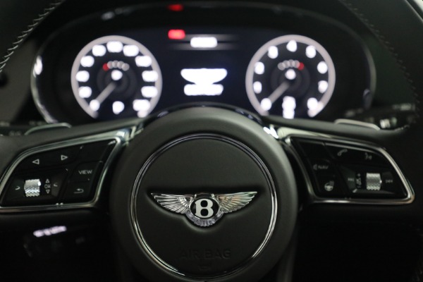 New 2023 Bentley Bentayga Azure V8 for sale $275,715 at Rolls-Royce Motor Cars Greenwich in Greenwich CT 06830 22