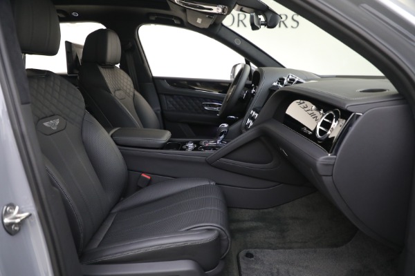 New 2023 Bentley Bentayga Azure V8 for sale $275,715 at Rolls-Royce Motor Cars Greenwich in Greenwich CT 06830 26