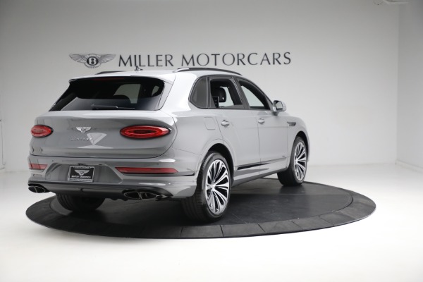 New 2023 Bentley Bentayga Azure V8 for sale $275,715 at Rolls-Royce Motor Cars Greenwich in Greenwich CT 06830 9