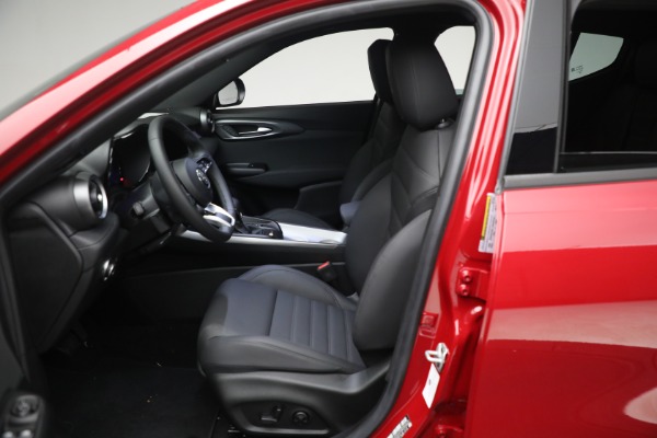 New 2024 Alfa Romeo Tonale Ti for sale $51,290 at Rolls-Royce Motor Cars Greenwich in Greenwich CT 06830 20