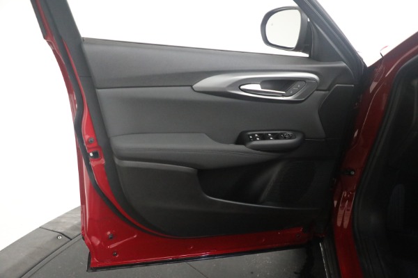 New 2024 Alfa Romeo Tonale Ti for sale $51,290 at Rolls-Royce Motor Cars Greenwich in Greenwich CT 06830 22