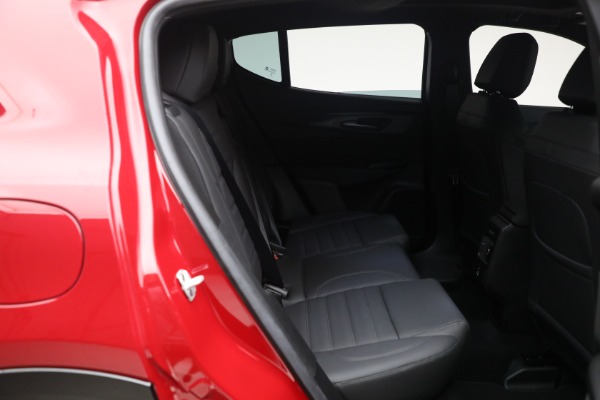 New 2024 Alfa Romeo Tonale Ti for sale $51,290 at Rolls-Royce Motor Cars Greenwich in Greenwich CT 06830 27