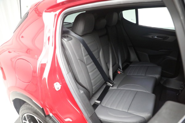 New 2024 Alfa Romeo Tonale Ti for sale $51,290 at Rolls-Royce Motor Cars Greenwich in Greenwich CT 06830 28