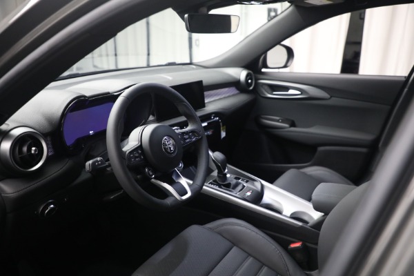 New 2024 Alfa Romeo Tonale Ti for sale Call for price at Rolls-Royce Motor Cars Greenwich in Greenwich CT 06830 14