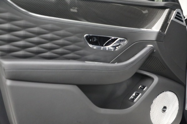 Used 2022 Bentley Flying Spur V8 for sale Sold at Rolls-Royce Motor Cars Greenwich in Greenwich CT 06830 21