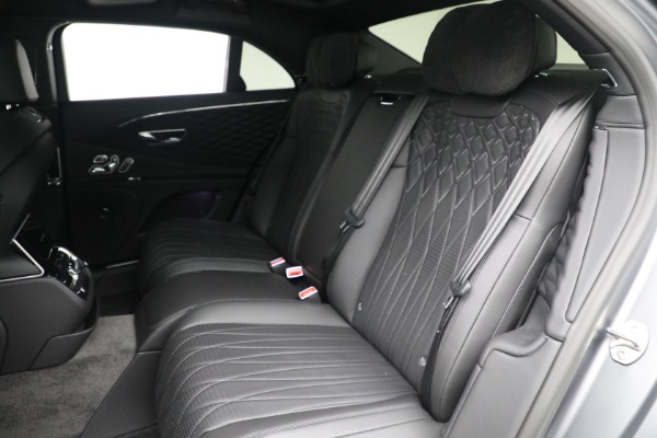 Used 2022 Bentley Flying Spur V8 for sale Sold at Rolls-Royce Motor Cars Greenwich in Greenwich CT 06830 28