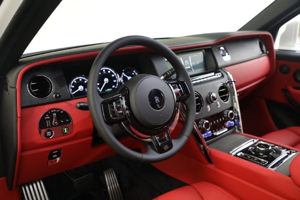 New 2023 Rolls-Royce Cullinan for sale $414,050 at Rolls-Royce Motor Cars Greenwich in Greenwich CT 06830 18