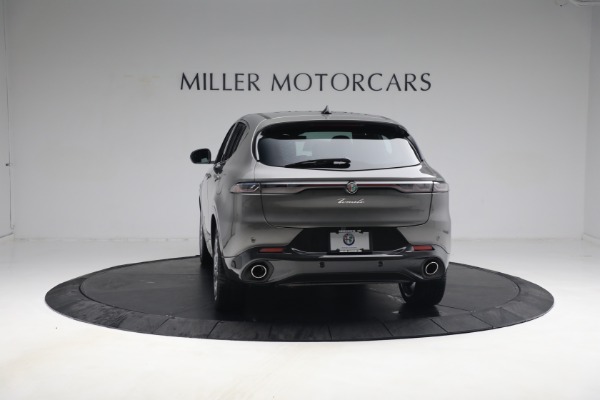 New 2024 Alfa Romeo Tonale Veloce for sale $57,300 at Rolls-Royce Motor Cars Greenwich in Greenwich CT 06830 7