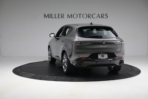 New 2024 Alfa Romeo Tonale Veloce for sale $55,300 at Rolls-Royce Motor Cars Greenwich in Greenwich CT 06830 9