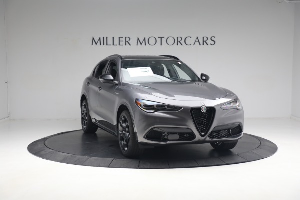 New 2024 Alfa Romeo Stelvio Veloce for sale $58,455 at Rolls-Royce Motor Cars Greenwich in Greenwich CT 06830 15