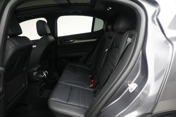 New 2024 Alfa Romeo Stelvio Veloce for sale $58,455 at Rolls-Royce Motor Cars Greenwich in Greenwich CT 06830 20