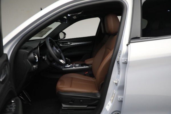 New 2024 Alfa Romeo Stelvio Ti for sale $55,230 at Rolls-Royce Motor Cars Greenwich in Greenwich CT 06830 17