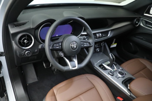 New 2024 Alfa Romeo Stelvio Ti for sale $55,230 at Rolls-Royce Motor Cars Greenwich in Greenwich CT 06830 24