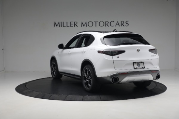 New 2024 Alfa Romeo Stelvio Ti for sale $53,820 at Rolls-Royce Motor Cars Greenwich in Greenwich CT 06830 7