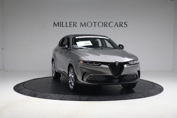 New 2024 Alfa Romeo Tonale Veloce for sale $57,300 at Rolls-Royce Motor Cars Greenwich in Greenwich CT 06830 14