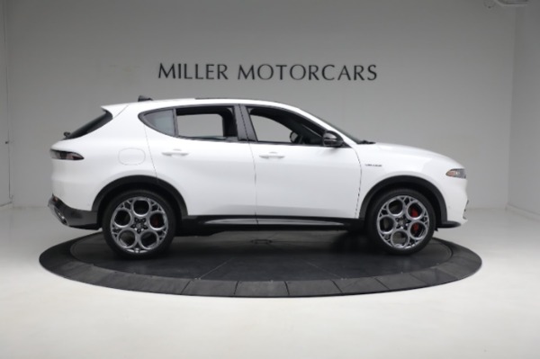 New 2024 Alfa Romeo Tonale Veloce for sale $56,640 at Rolls-Royce Motor Cars Greenwich in Greenwich CT 06830 12